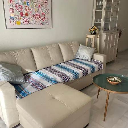 Apartamento Entero En La Carihuela A 50 M De La Playa Apartman Torremolinos