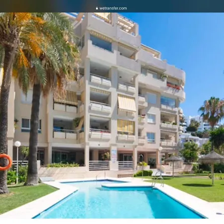 Appartamento Apartamento Entero En La Carihuela A 50 M De La Playa *